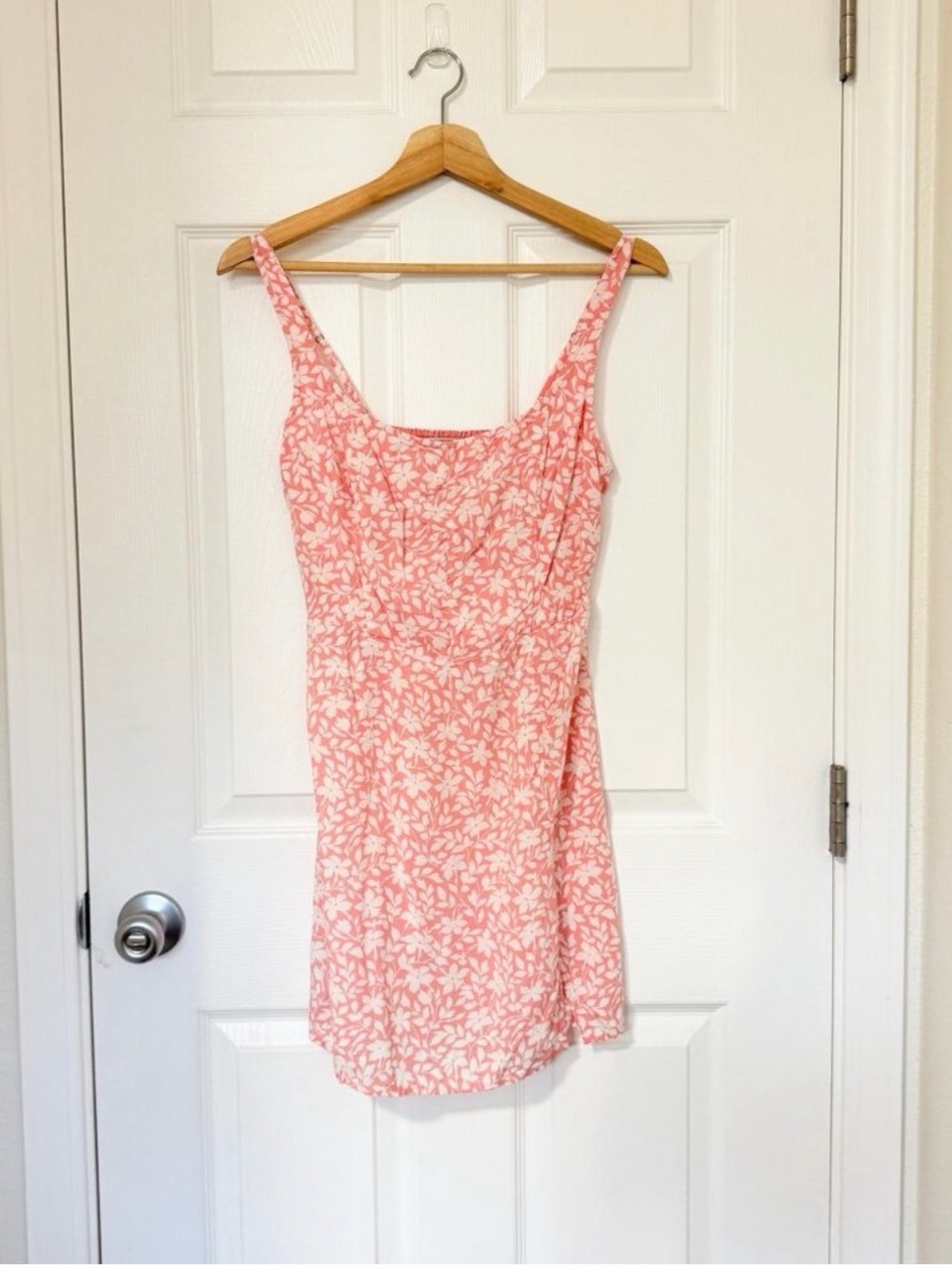 ABERCROMBIE & FITCH Pink White Floral Printed Mini Dress Medium